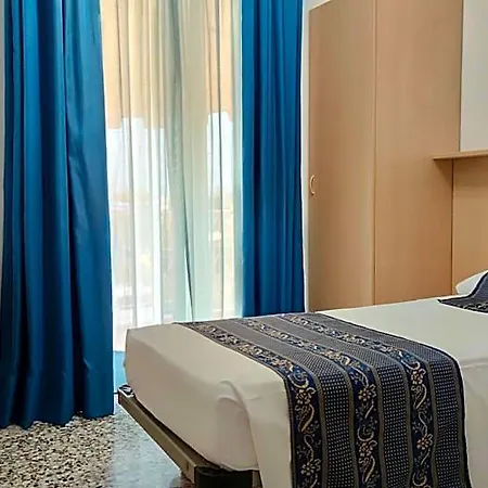 Bluecolors 2* Veneza
