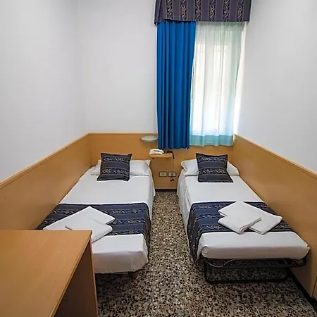Hotel Bluecolors